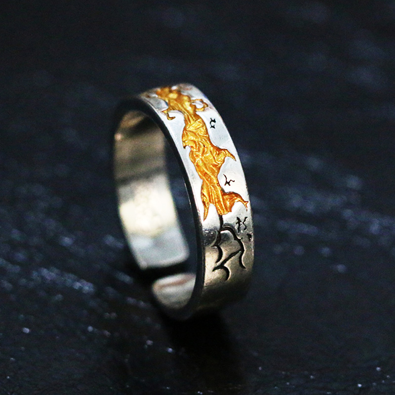 Vintage Fashion Illustration - Retro Carved Crack Gold Painting Ring