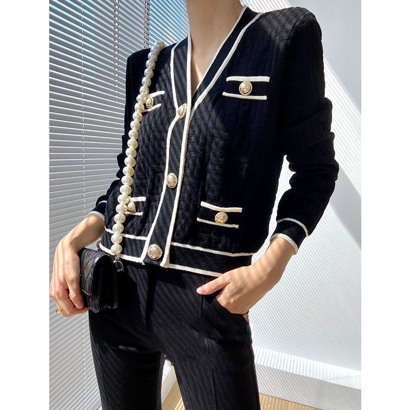 Spring Autumn New V-neck Long  - Vintage Fashion Postcards recension och pris