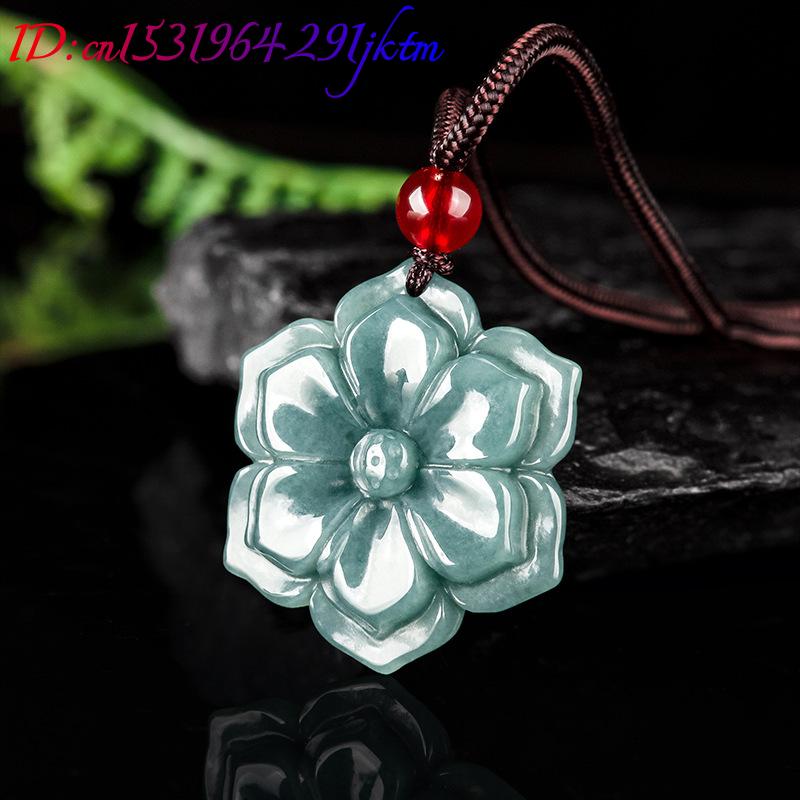 Burmese Jadeite Flower Pendant - Vintage Fashion Necklace recension och pris