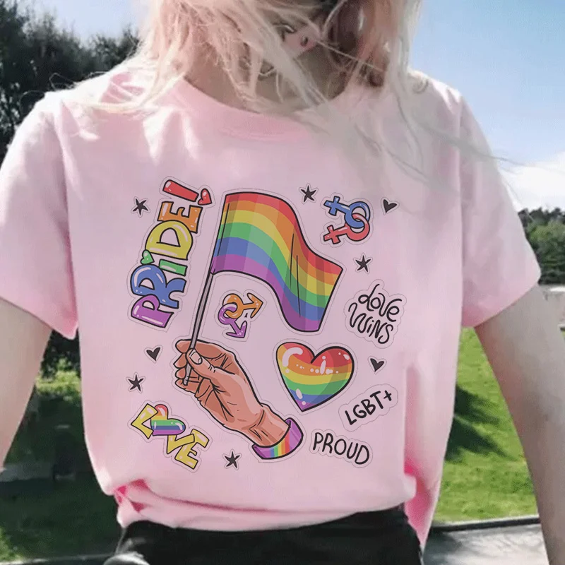 LGBT Aesthetic Women's T-shirt - Vintage Fashion Vogue recension och pris
