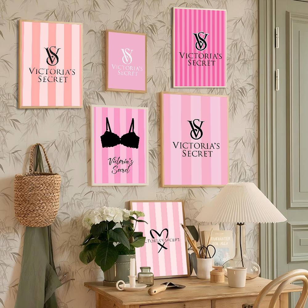 V-Victorias-Fashion-S-Secret V - Vintage Fashion Illustration recension och pris