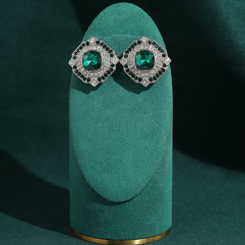 Vintage Square Emerald Crystal - Vintage Fashion Jewelry Brands recension och pris