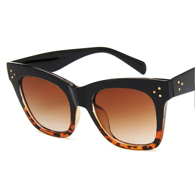 Square Retro Sunglasses Women  - Vintage Fashion De recension och pris