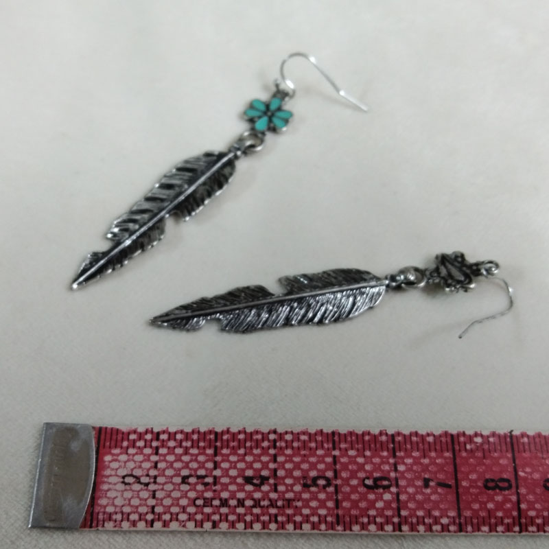 Antique Silver Feather Drop Ea - Vintage Fashion Jewelry Brands recension och pris